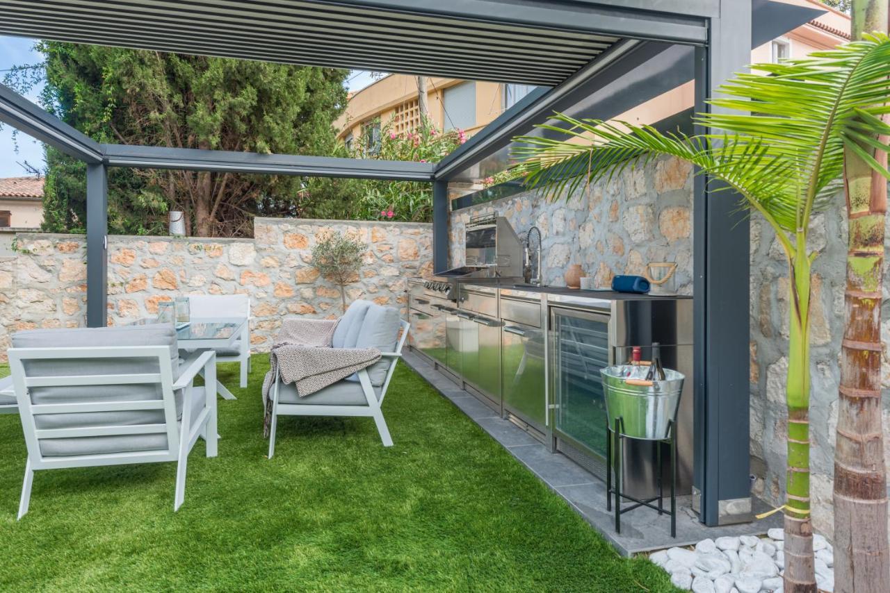 Deluxe Villa Graziella 200 M From The Beach Эз Экстерьер фото