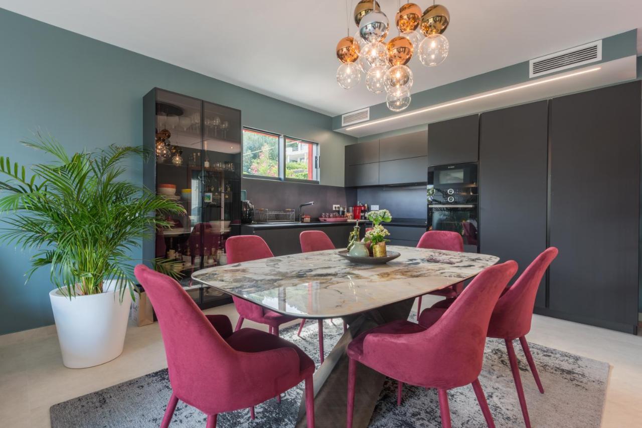 Deluxe Villa Graziella 200 M From The Beach Эз Экстерьер фото