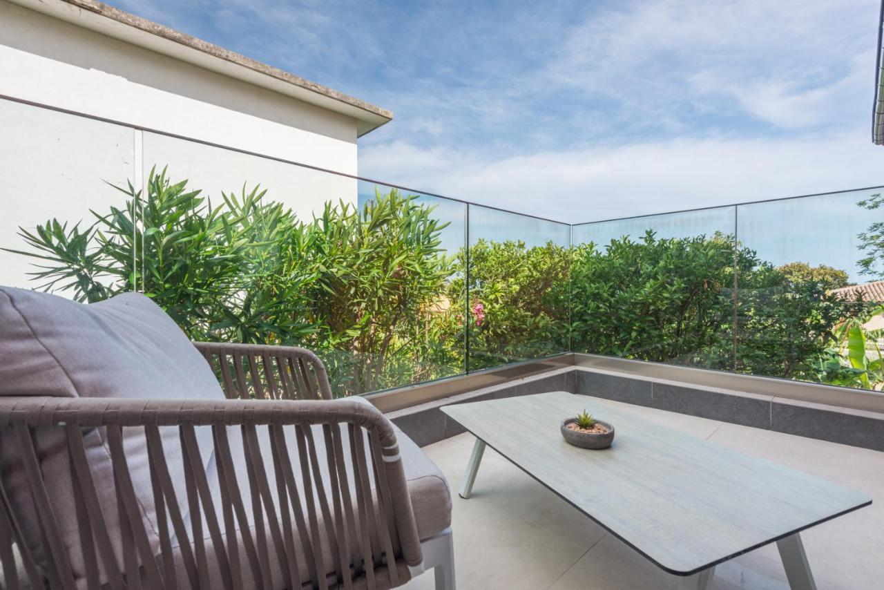 Deluxe Villa Graziella 200 M From The Beach Эз Экстерьер фото