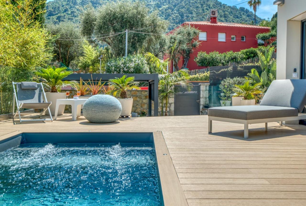 Deluxe Villa Graziella 200 M From The Beach Эз Экстерьер фото