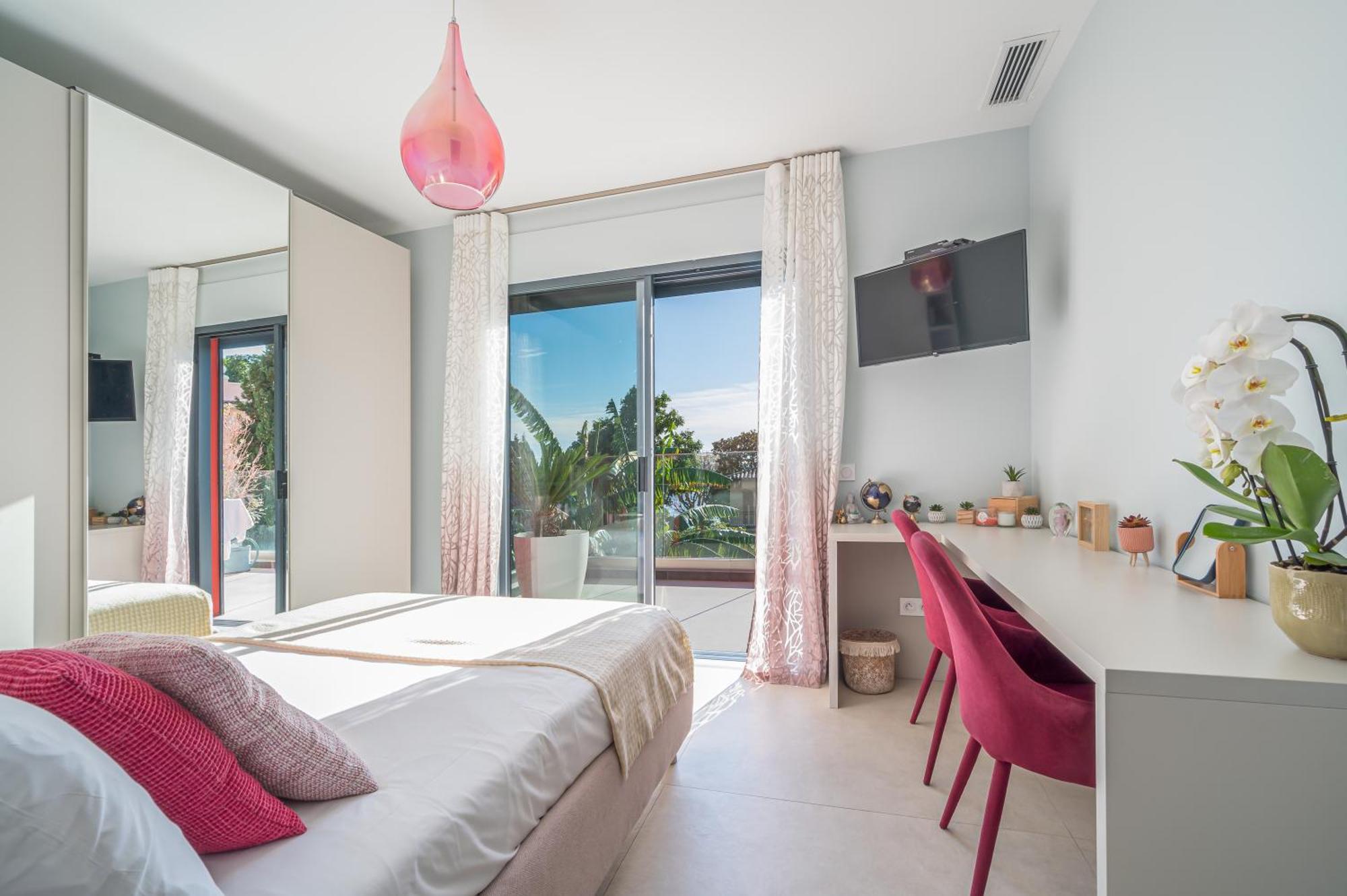 Deluxe Villa Graziella 200 M From The Beach Эз Экстерьер фото